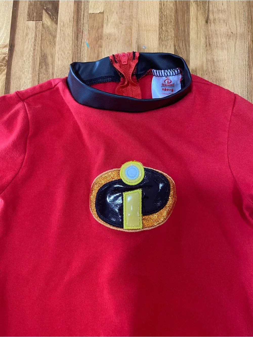 Disney Baby The Incredibles Red & Black Superhero Costume Pixar 12-18 months - Picture 2 of 6